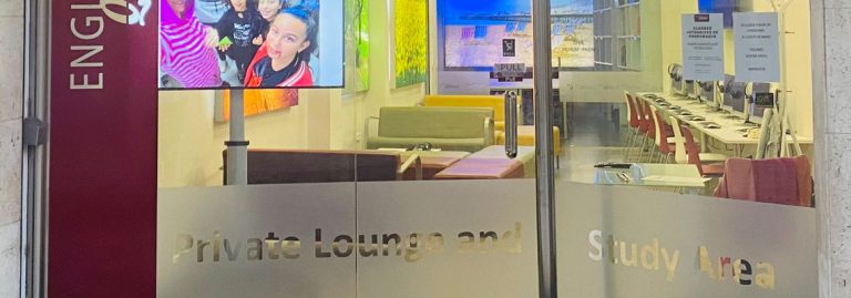 english-queralto_lounge-home3